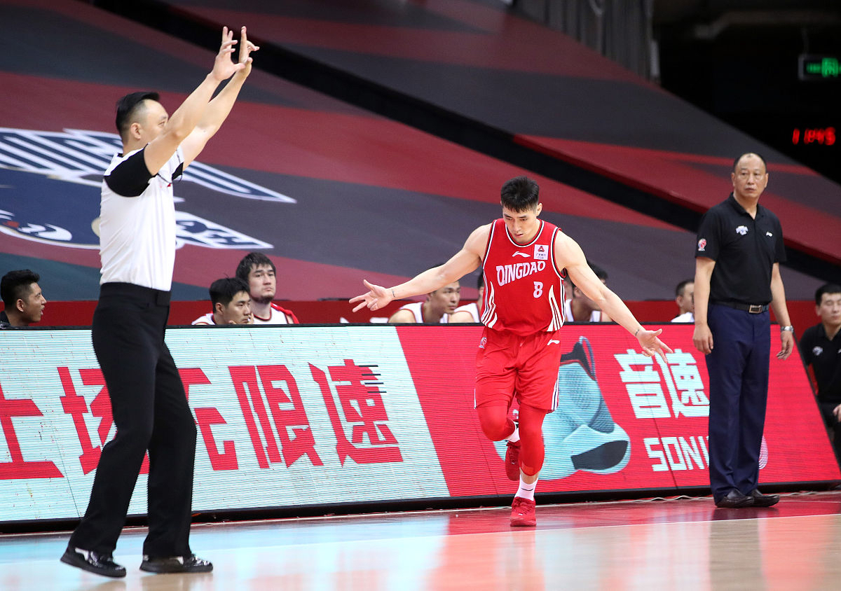 今晚体能课后；山东男篮官宣签约备战全明星赛；引发热议；临场指挥获称赞的简单介绍-AYX SPORTS