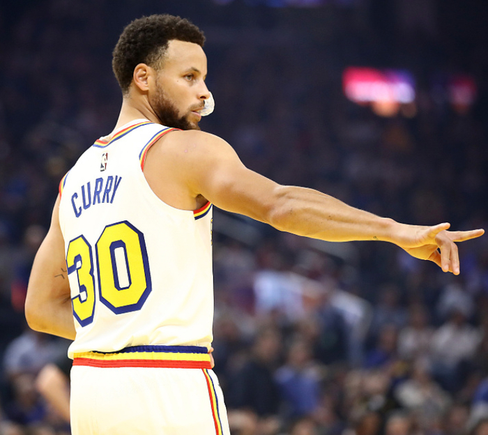 里尔发布备战花絮，冲刺阶段状态回暖，全明星赛任务艰巨，赛季目标并未改变的简单介绍-爱游戏平台